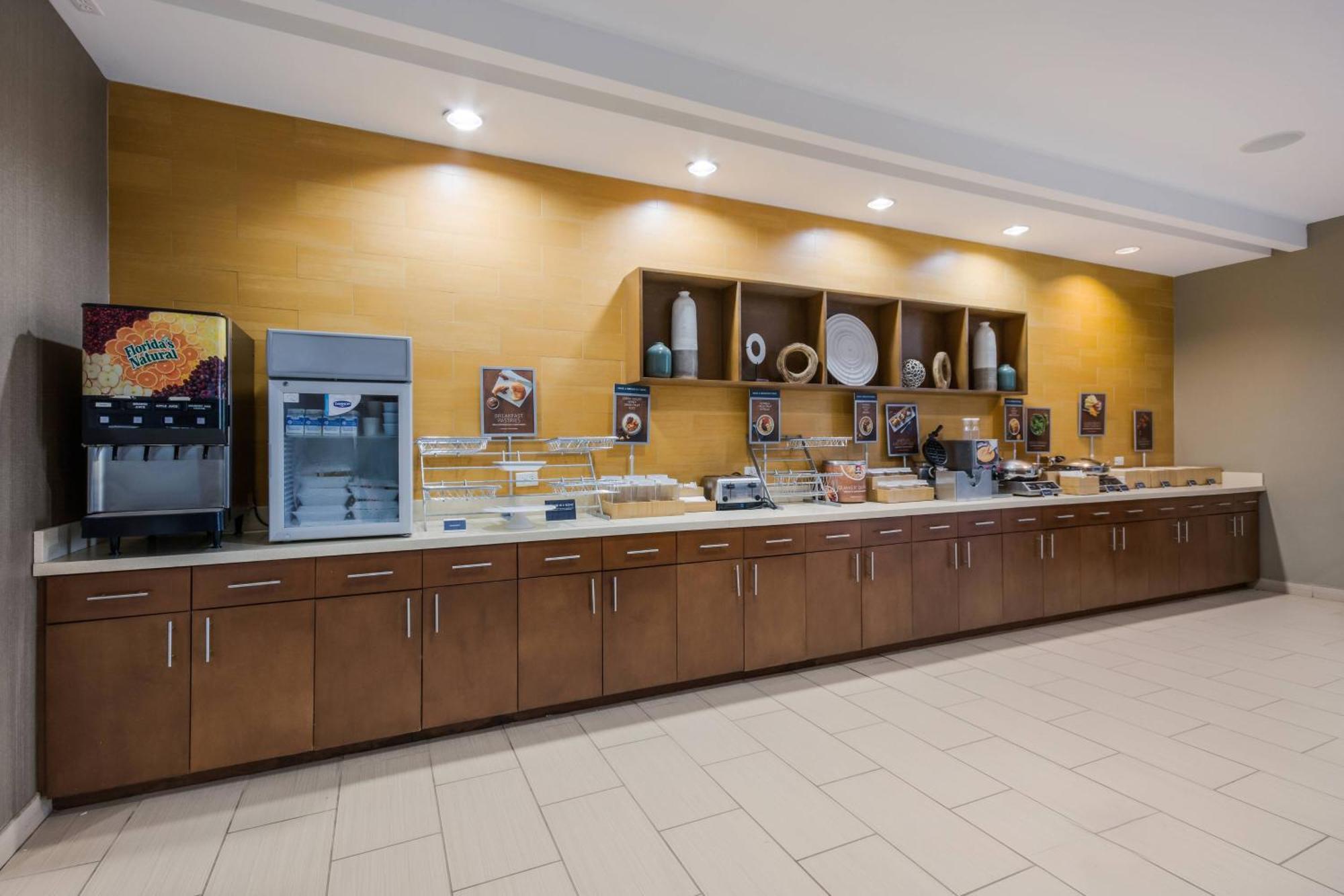 Springhill Suites By Marriott Enid Exterior photo